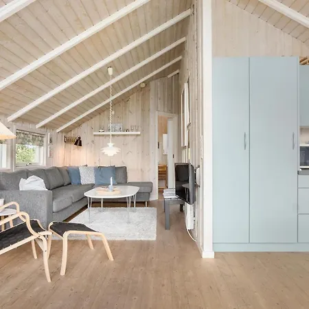 Lovely In With Kitchen *