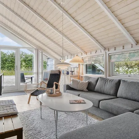 Lovely In With Kitchen 度假居 *